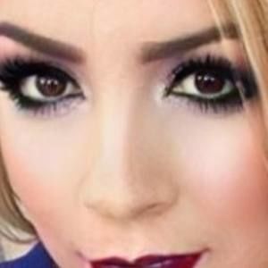 Meet your Posher, Beatriz